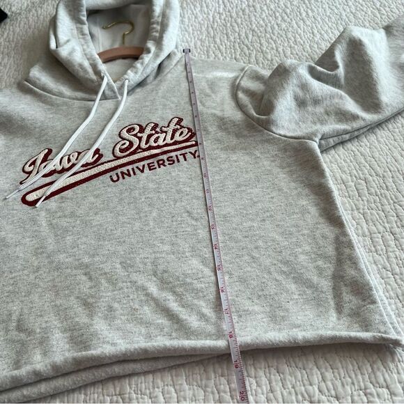 ✨ League Gray Iowa State Cropped Hoodie Medium - Picture 9 of 9